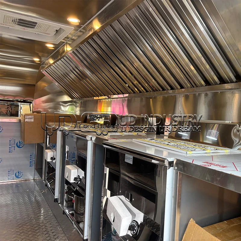Urdream 2025 New Type Street Selling Coffee Van Catering Cart Burgers Fries Ice Cream Bus Truck Mobile Food Trailer for Sale