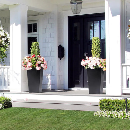 Durable Plastic Planter Pots for Indoor and Outdoor Use